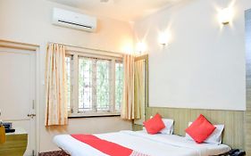 Hotel Chetak Pune 3*